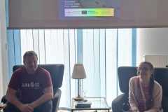 Szymon Osowski (Watchdog) i Jagoda Gmachowska - organizatorka spotkania w Policach.